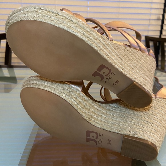 Joe’s Jeans Rose Gold Leather Wedge Sandal - Picture 6 of 6